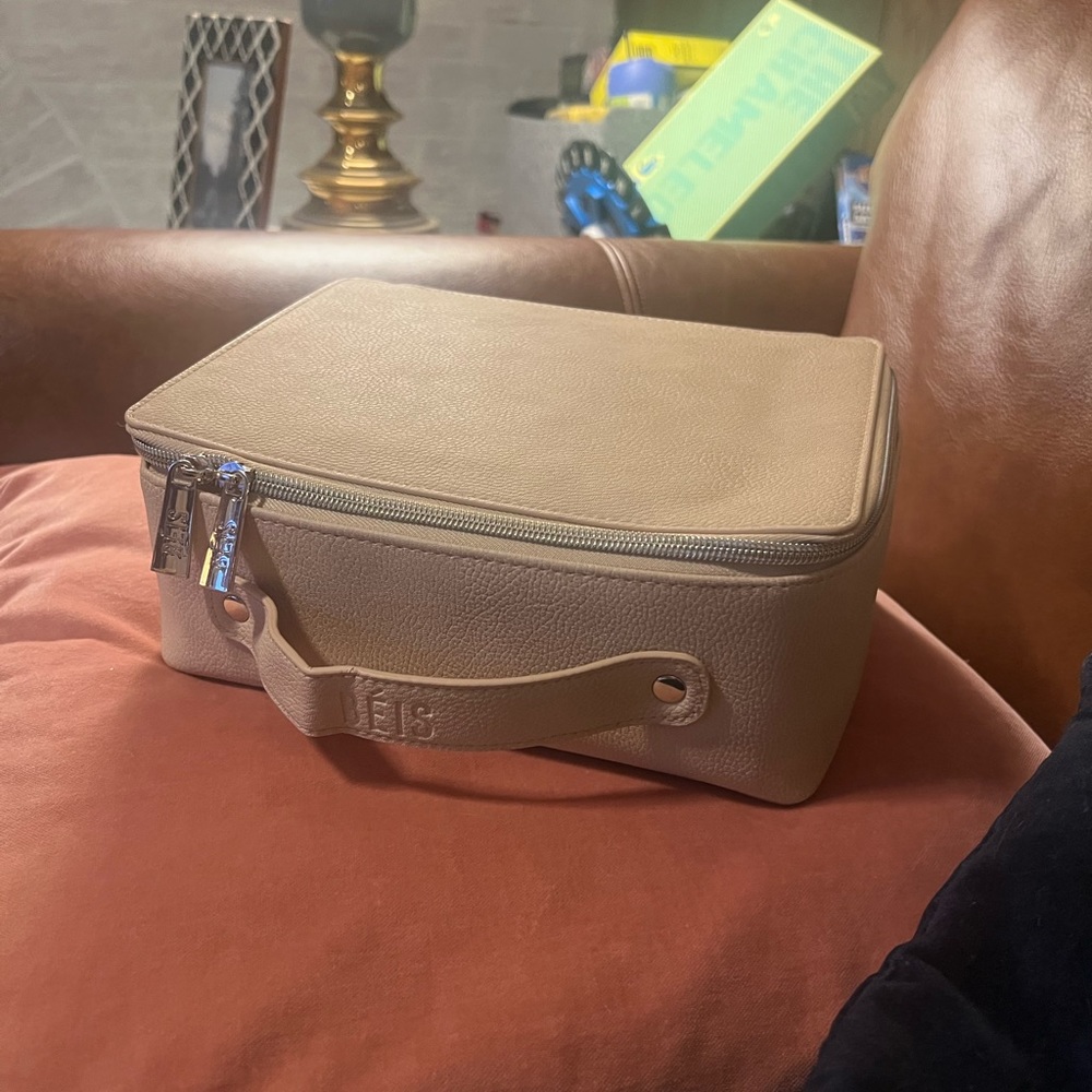 Tan BEIS Cosmetics Case